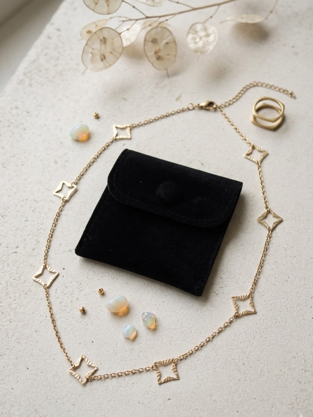 Plunder Design Private Label Gold Quatrefoil Star Station Necklace